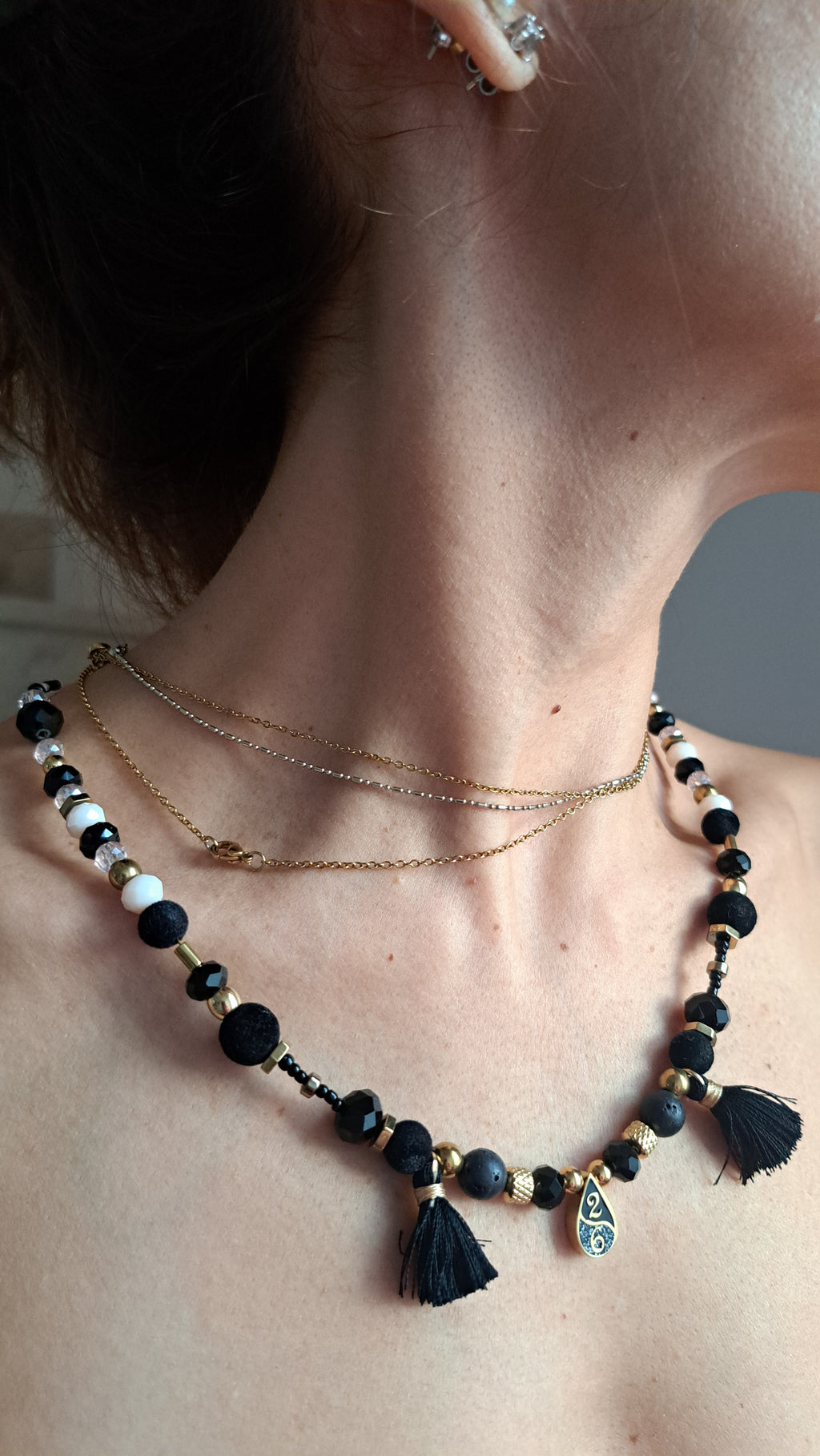 Σετ Κολιέ & Μακριά Σκουλαρίκια Αστεράκια σε Μαύρο–Χρυσό | Kallαίσθησις