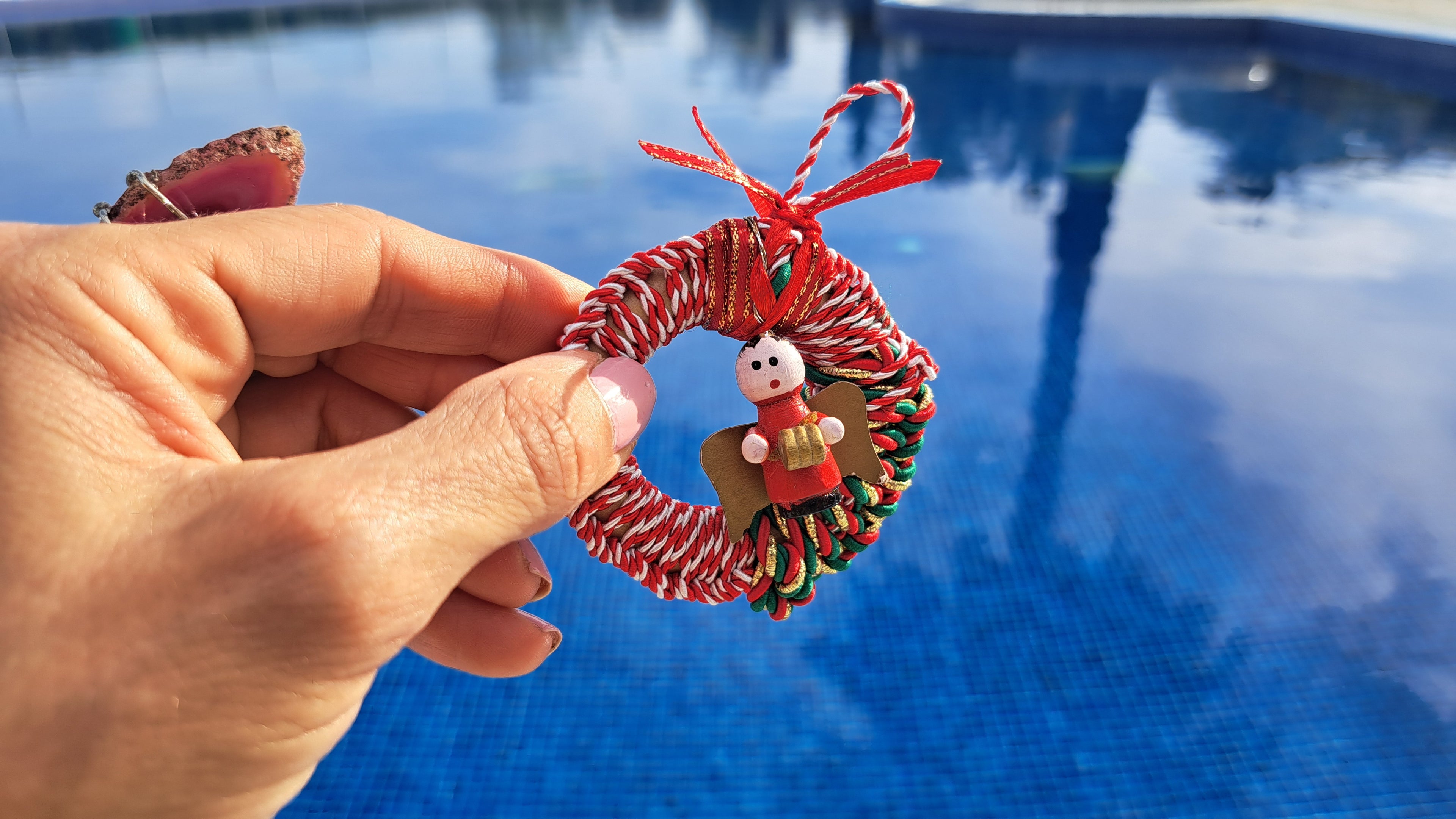 Χειροποίητο Χριστουγεννιάτικο Στεφανάκι με ανθρωπάκι | kallαίσθησις