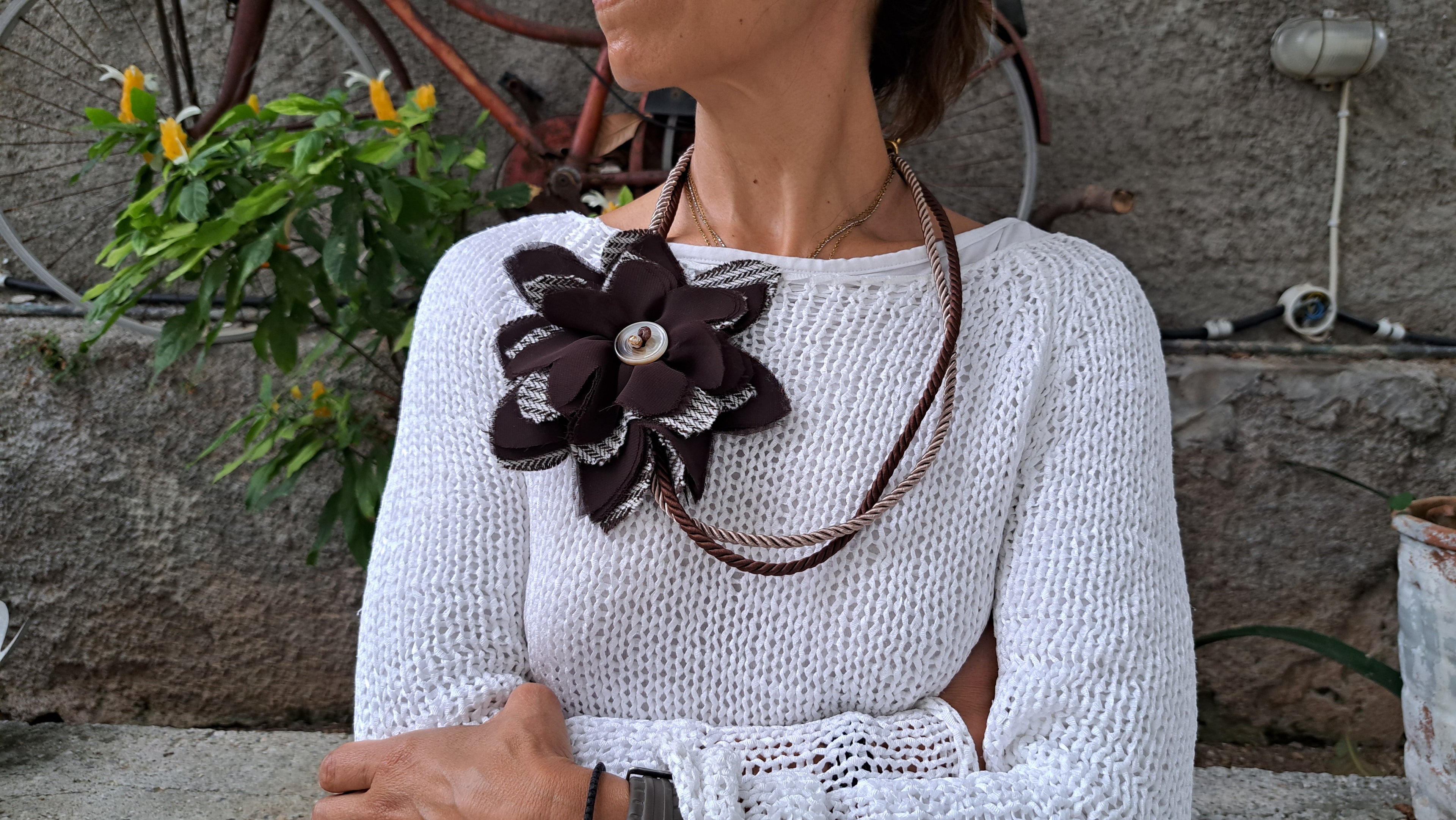 Κολιέ “Καφέ Άνθος” | kallαίσθησις