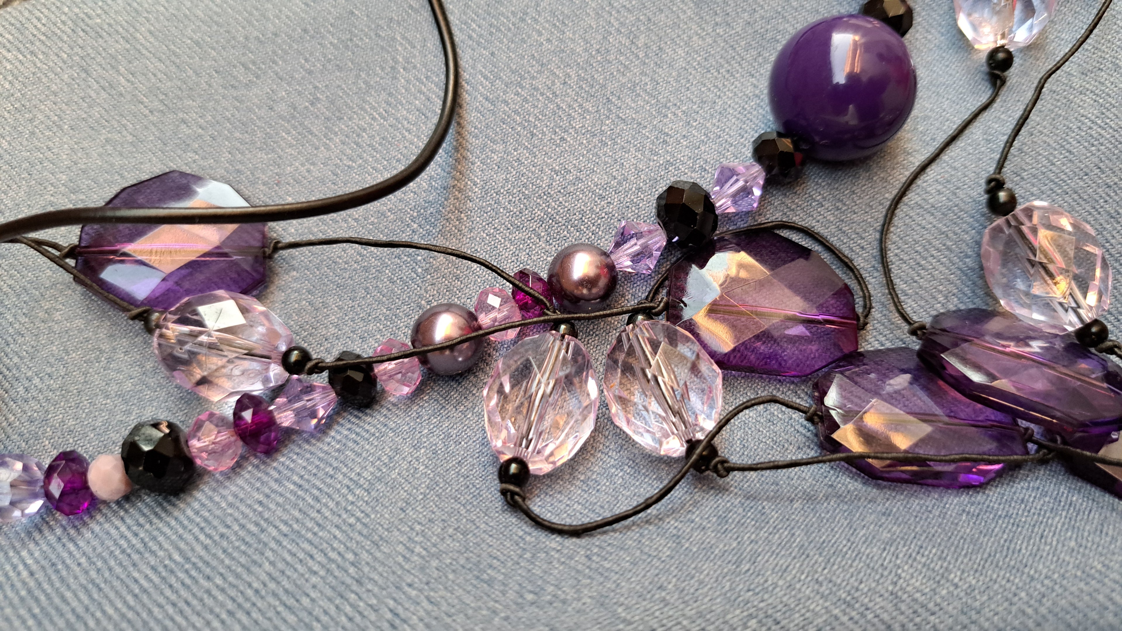 Κολιέ σε Αποχρώσεις του Μωβ | kallαίσθησις