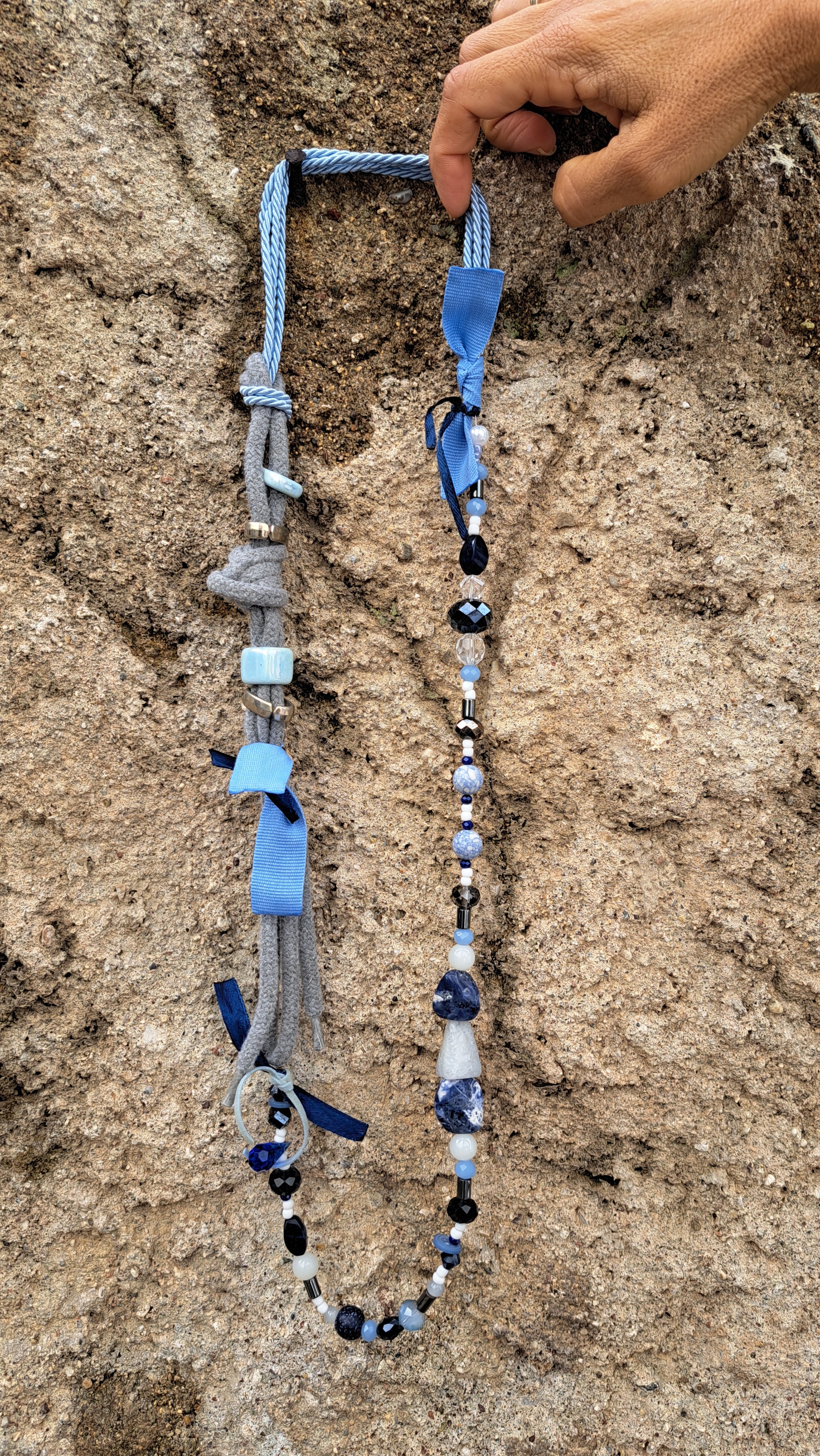 Χειροποίητο Κολιέ σε Γκρι & Μπλε Αποχρώσεις | kallαίσθησις