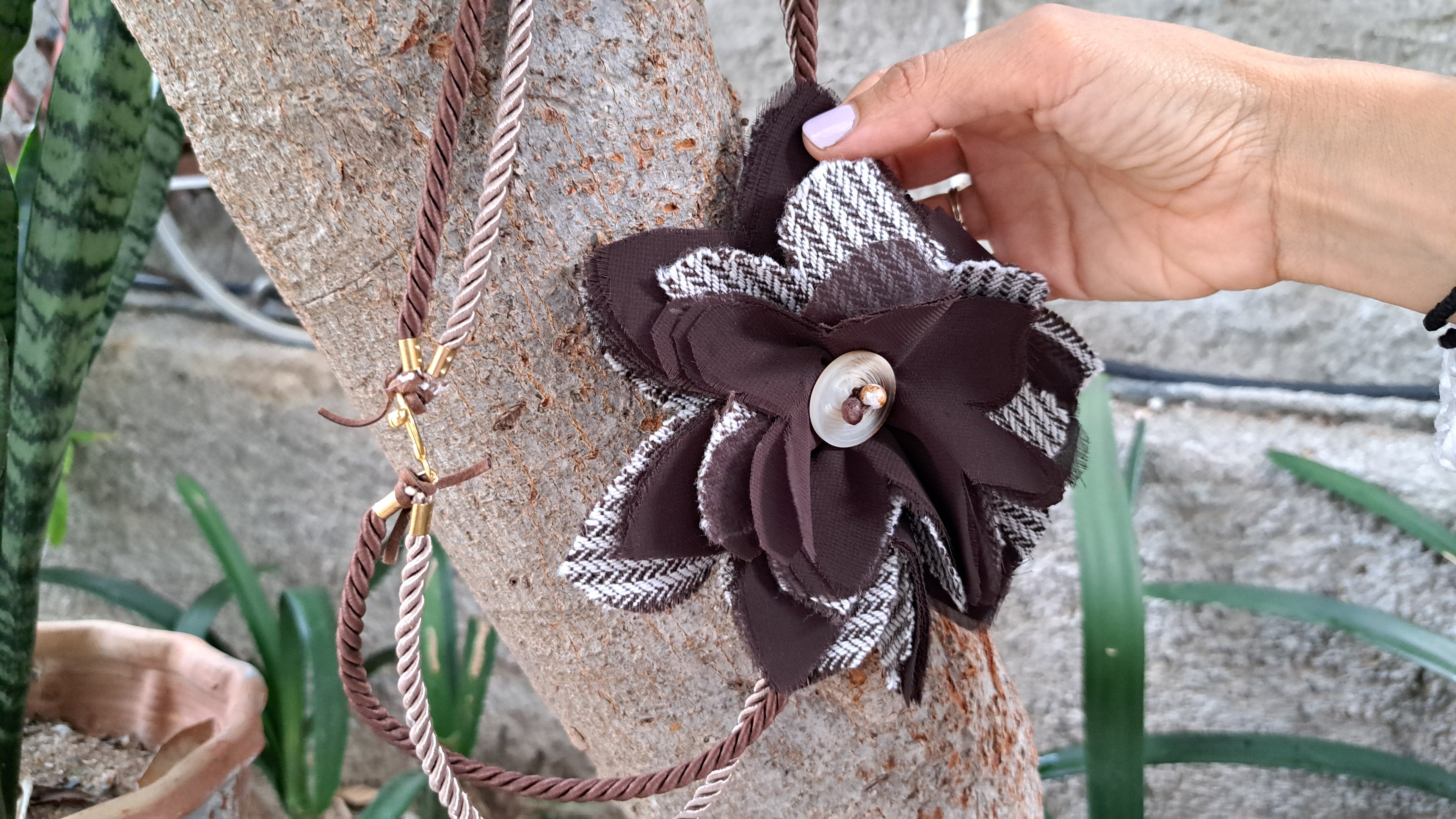 Κολιέ “Καφέ Άνθος” | kallαίσθησις