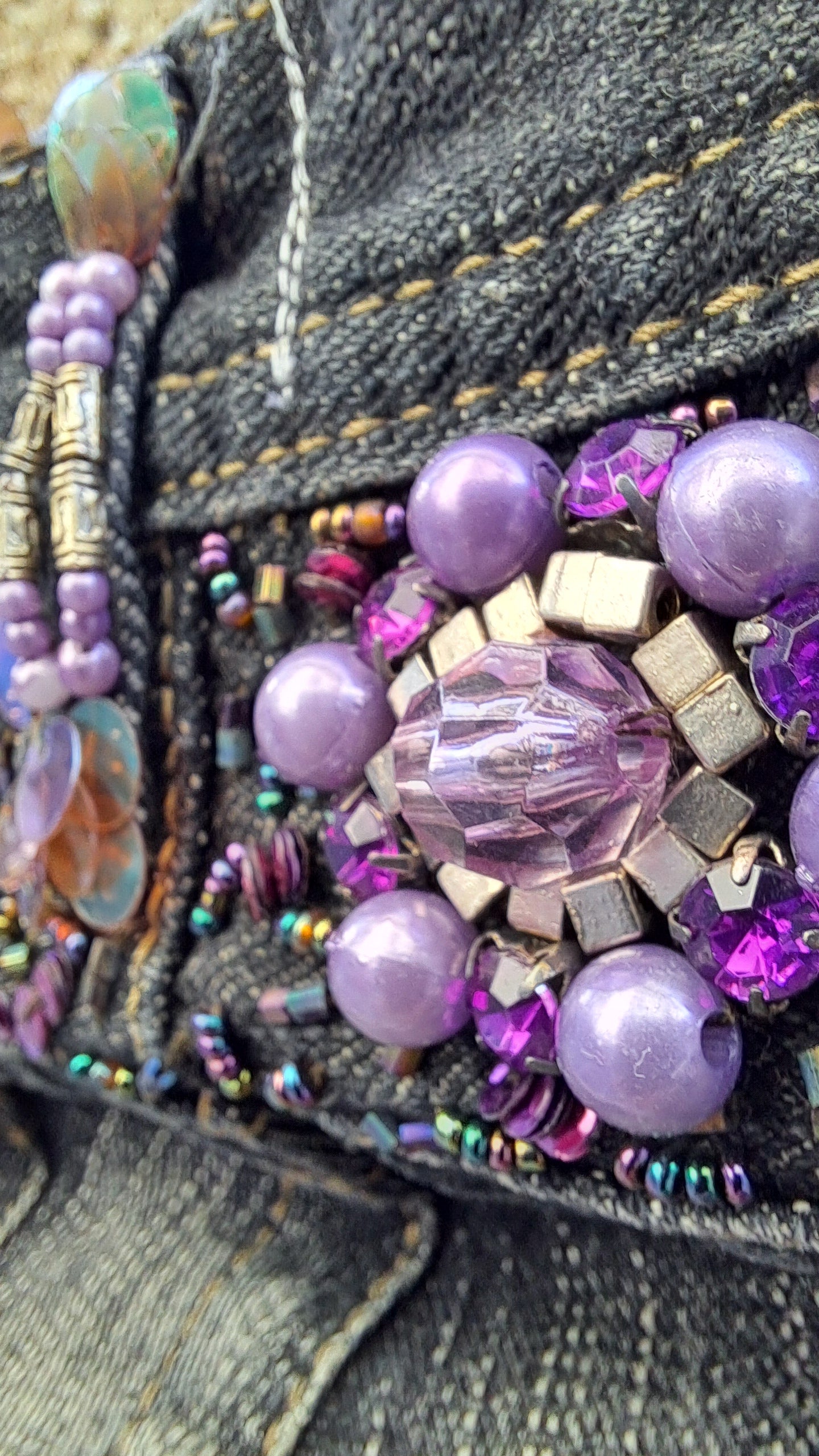 Τζιν με Διακόσμηση από Πολύχρωμες Χάντρες | kallαίσθησις