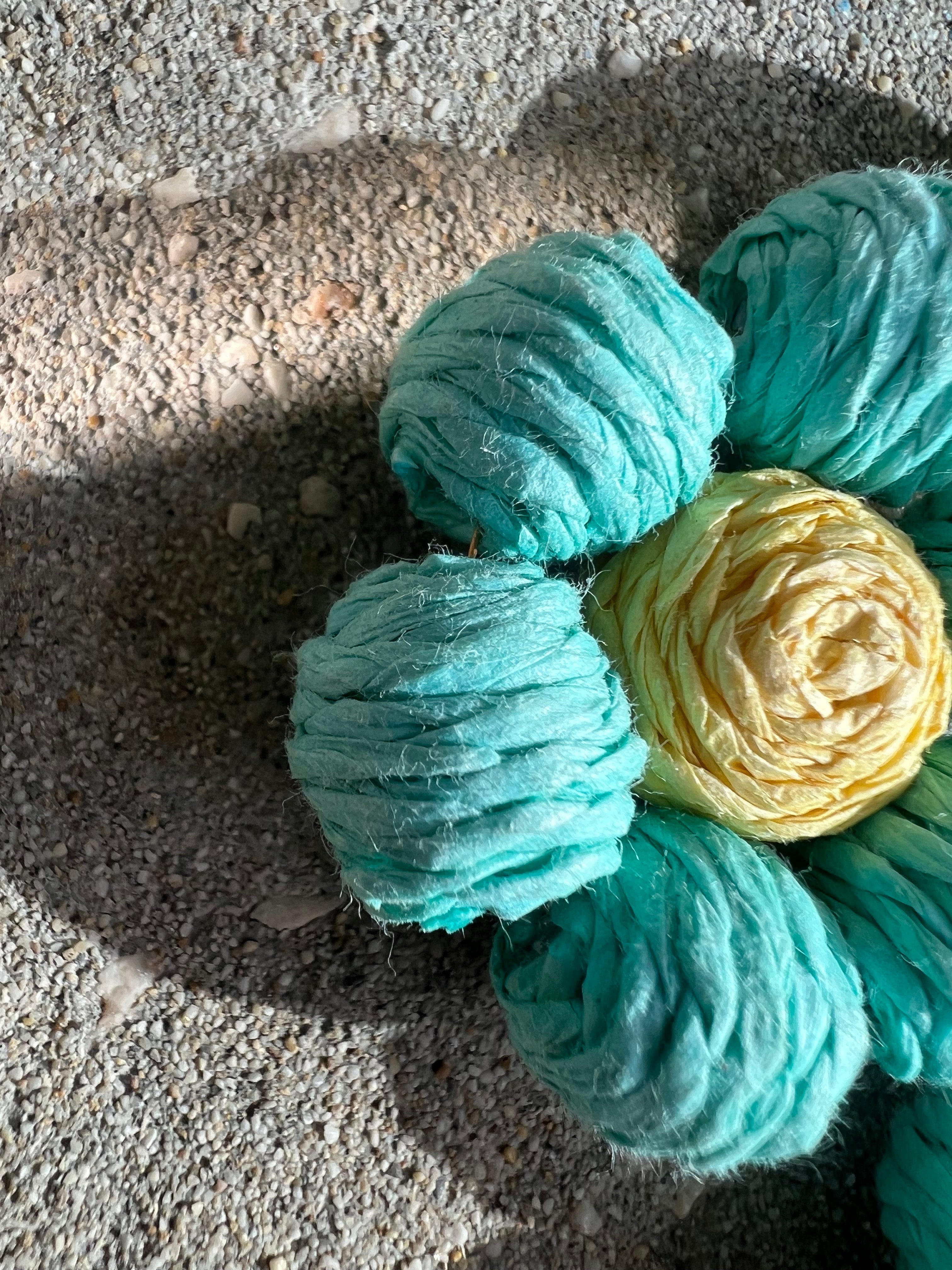 Χειροποίητα σκουλαρίκια λουλούδια — Βεραμάν & Κίτρινο |Kallαίσθησις