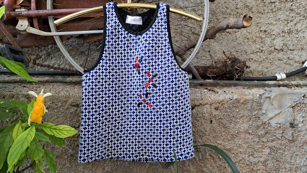 Μπλουζάκι Μπλε Λευκό με Κεντητές Λεπτομέρειες | kallαίσθησις