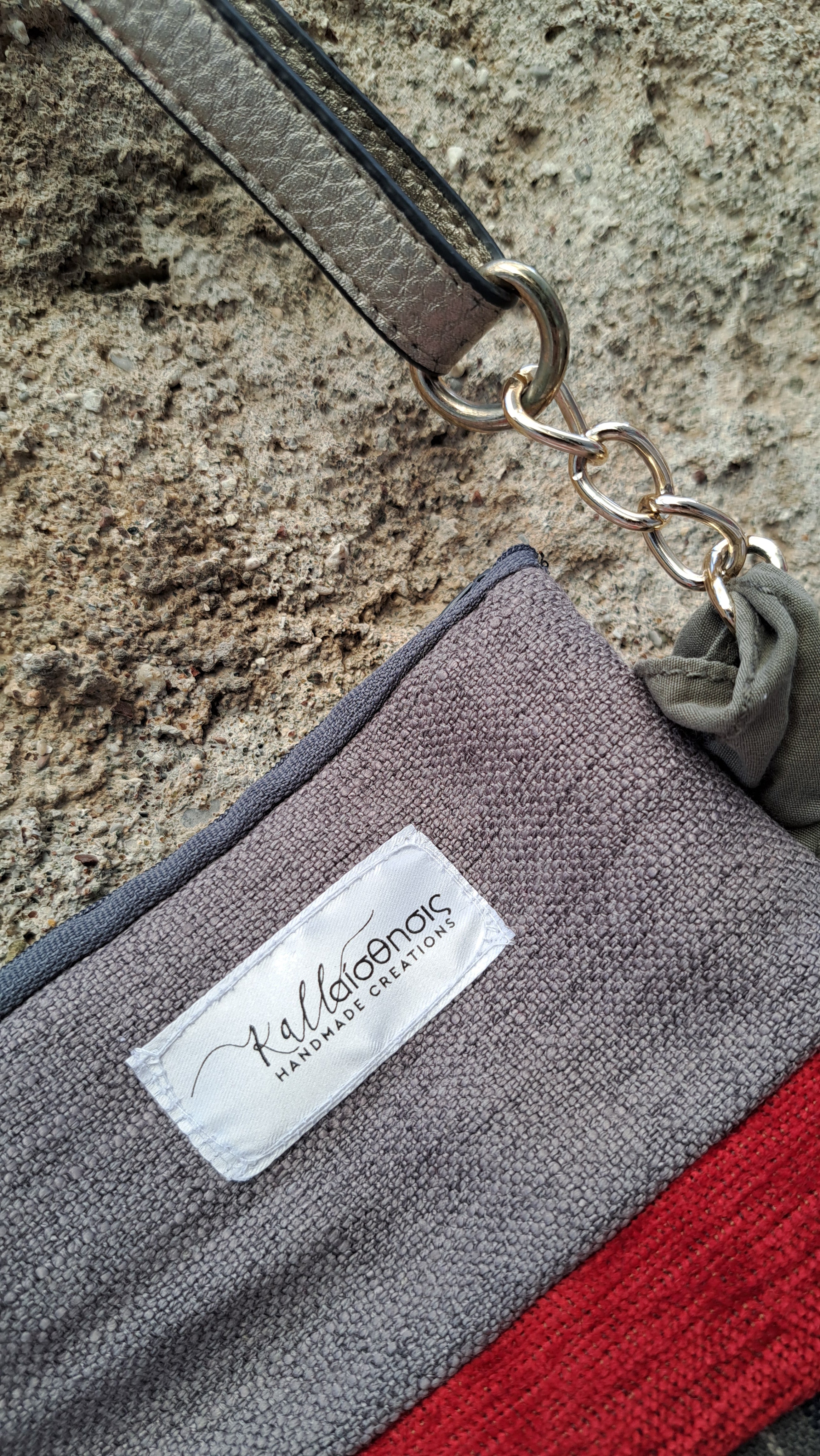 Τσαντάκι patchwork με κόκκινες & γκρι αποχρώσεις | kallαίσθησις