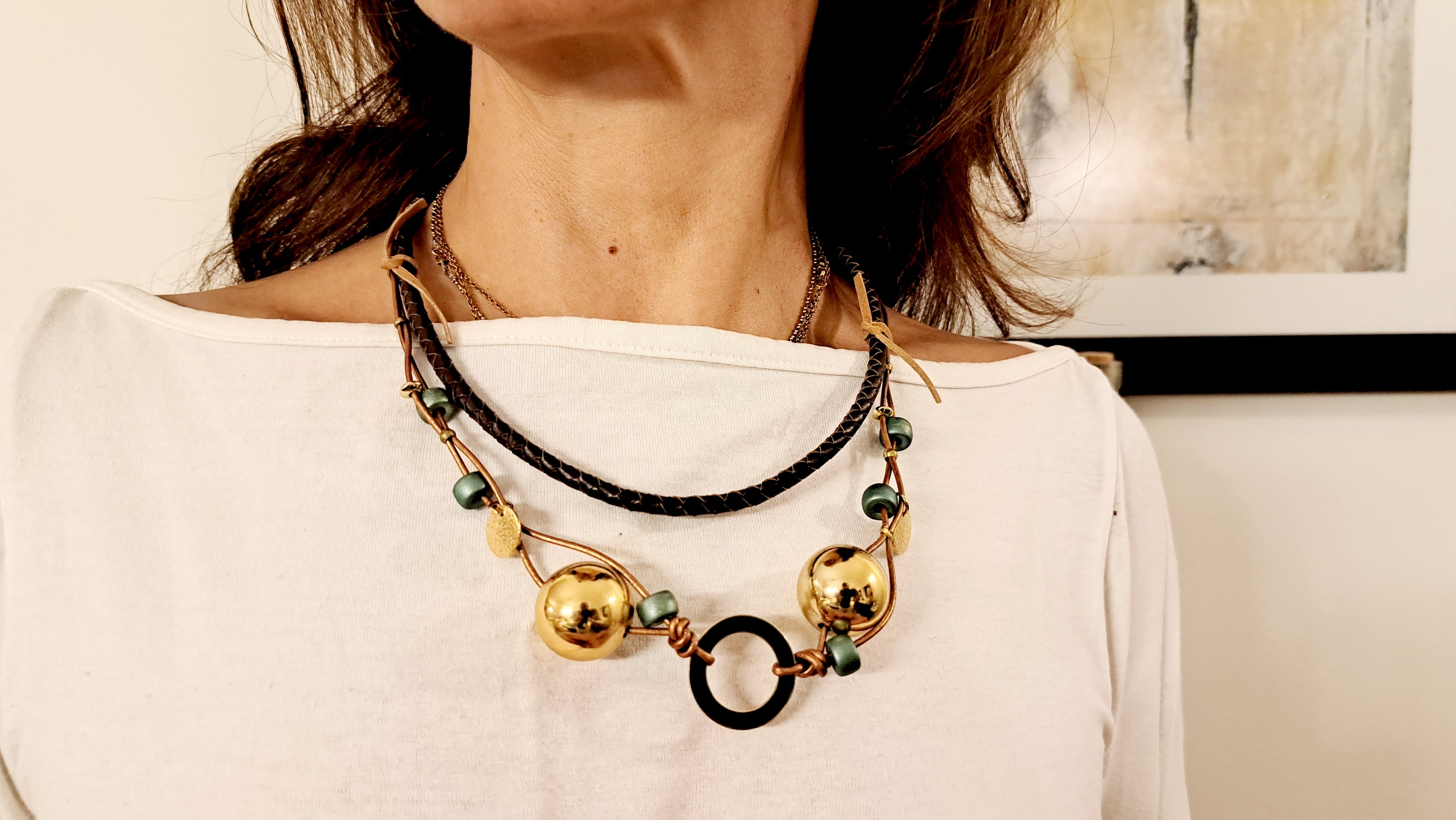 Χειροποίητο Κολιέ με Χρυσές & Πράσινες Χάντρες|Kallαίσθησις