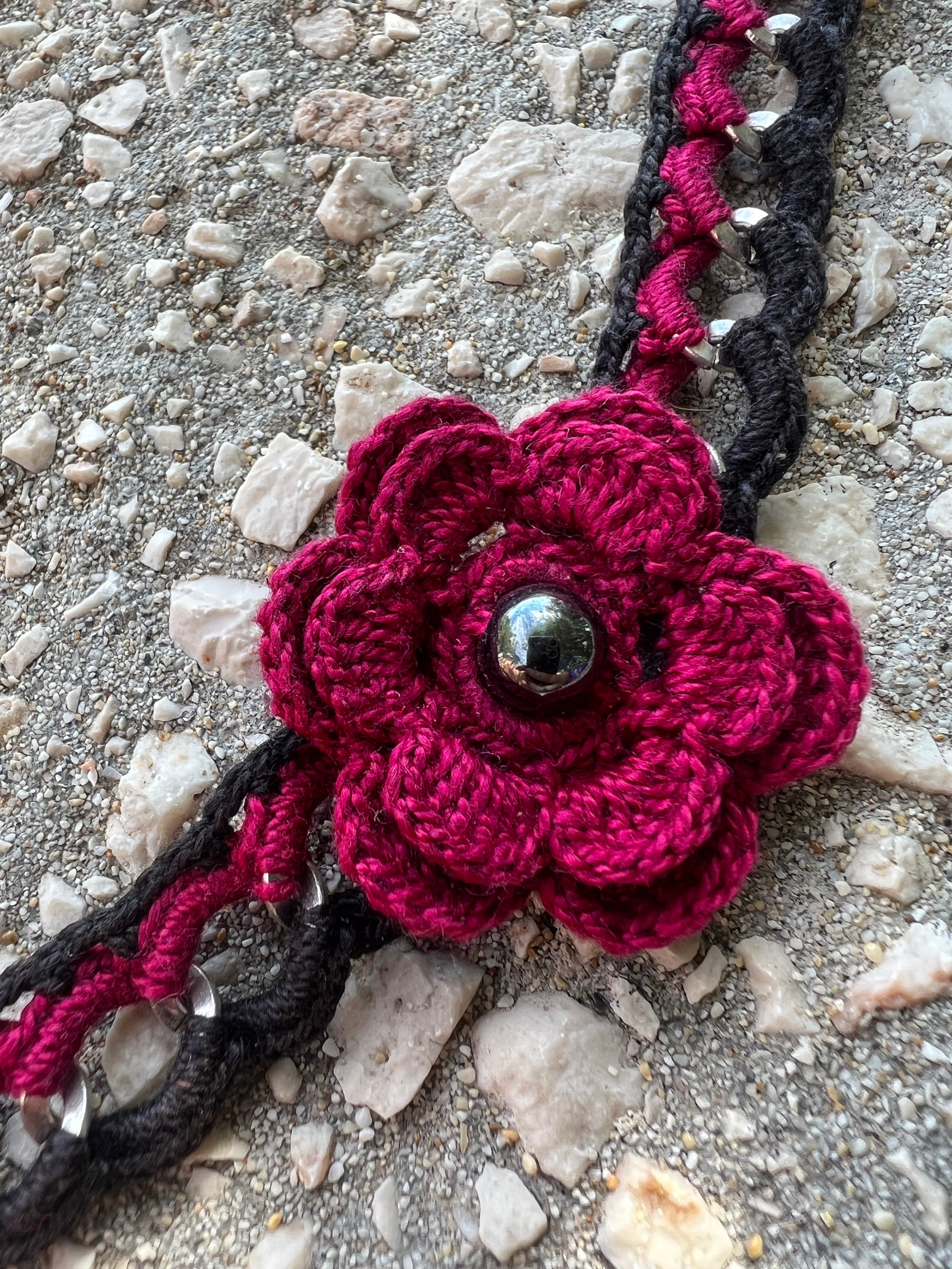 Χειροποίητο σετ κοσμημάτων – Κολιέ & Βραχιόλι με λουλούδι | Kallαίσθησις