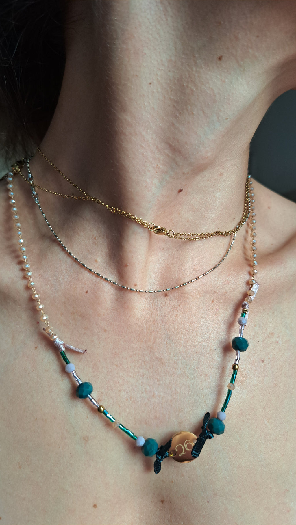 Σετ Κολιέ & Σκουλαρίκια “26” με Πράσινες & Χρυσές Χάντρες | Kallαίσθησις