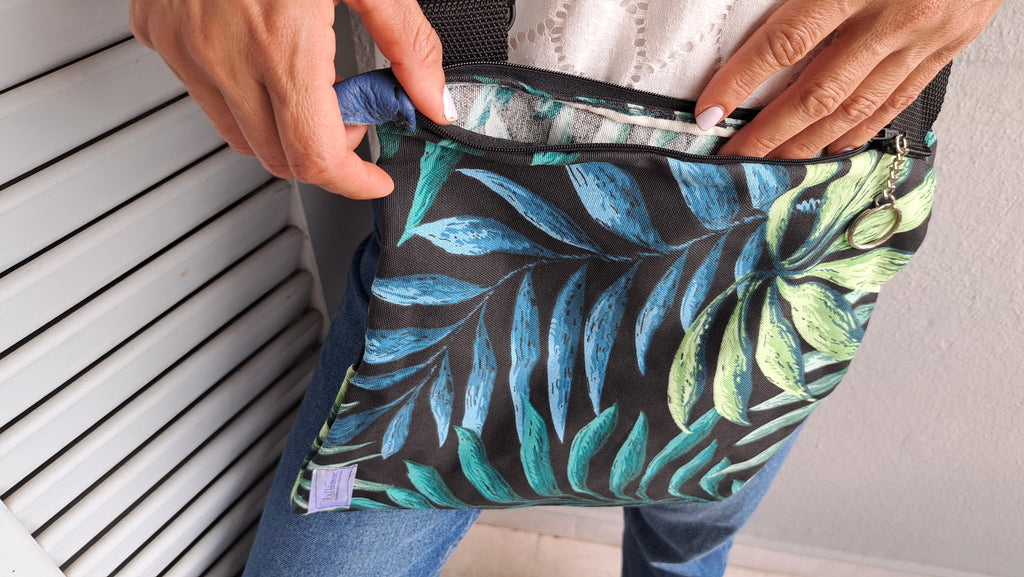 Τσάντα ώμου με tropical σχέδιο σε αποχρώσεις του μπλε και του πράσινου | kallαίσθησις