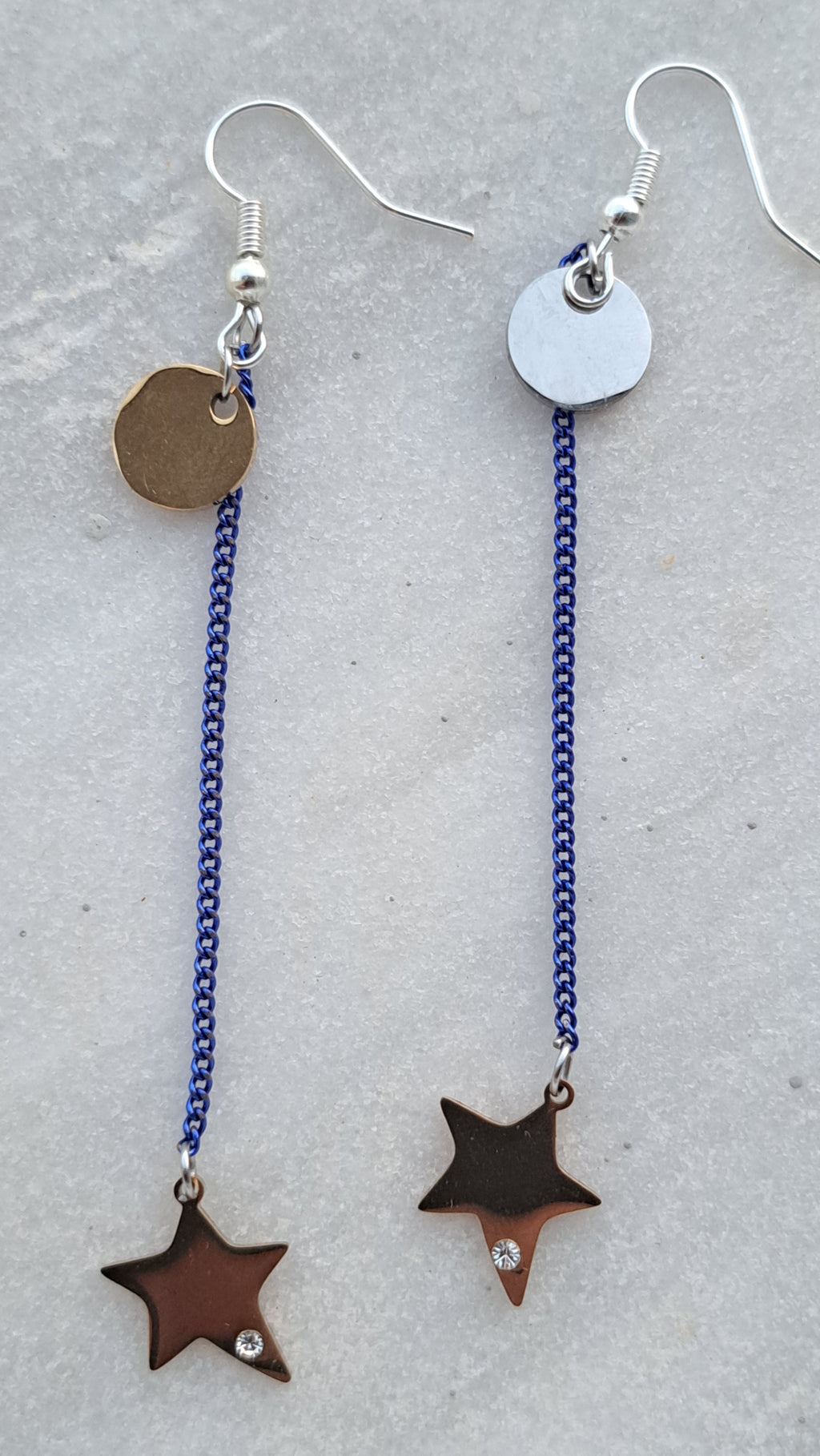 Κρεμαστά Σκουλαρίκια “Μπλε Αλυσίδα & Χρυσό Αστέρι” | Kallαίσθησις