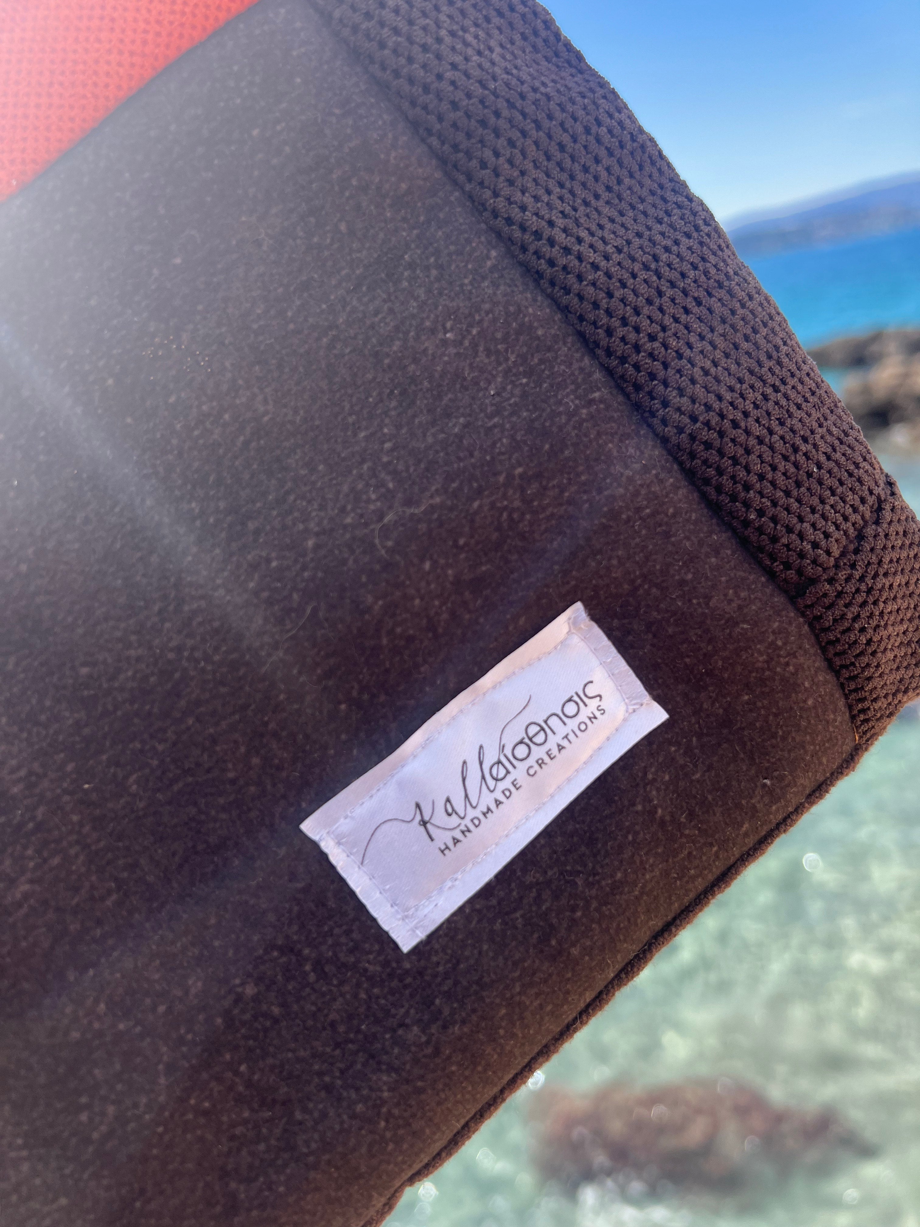 Χειροποίητη Υφασμάτινη Clutch Τσάντα με Καφέ & Πορτοκαλί Λεπτομέρειες | Kallαισθησις