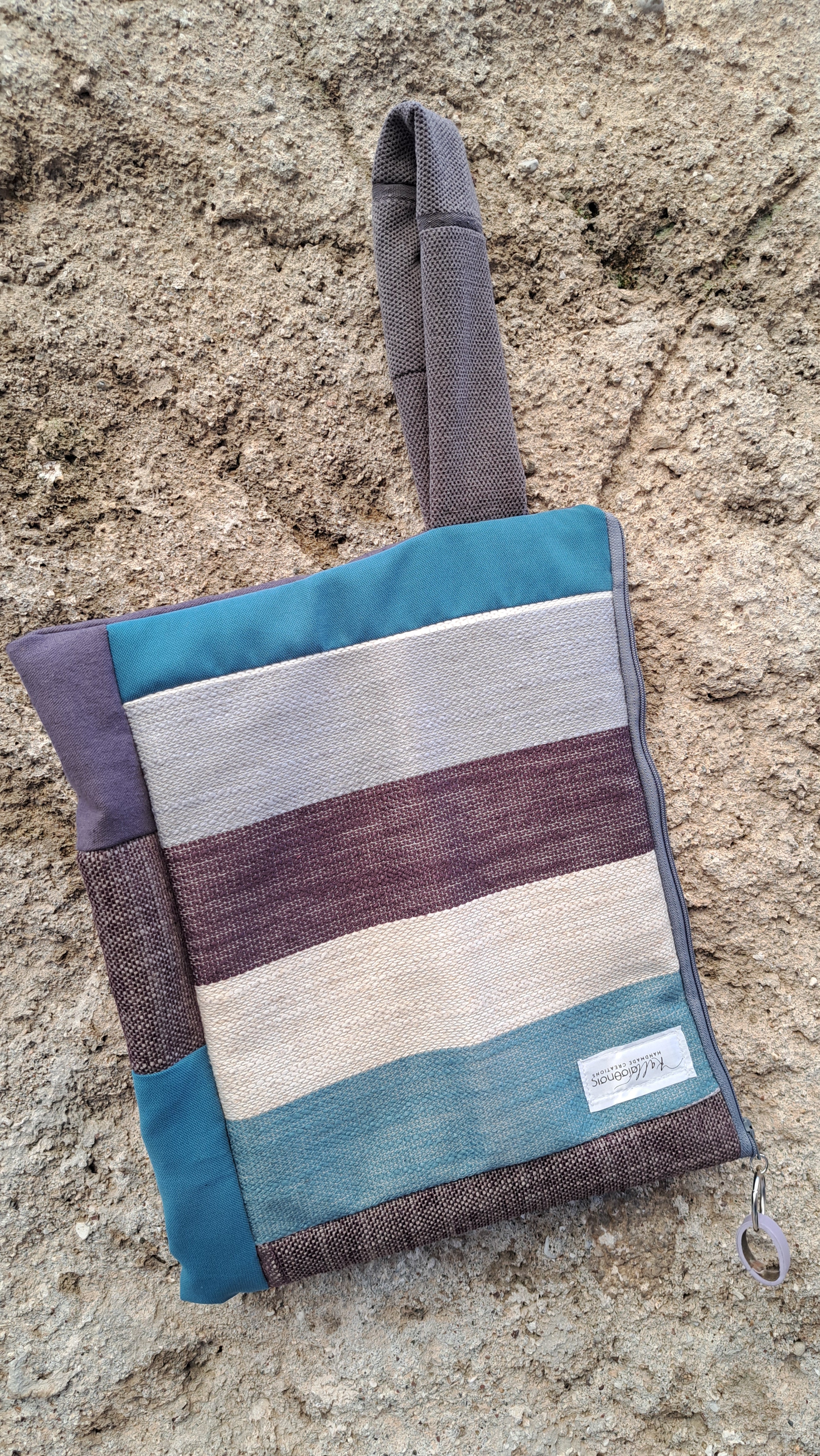 Τσαντάκι patchwork σε γήινες & τιρκουάζ αποχρώσεις | kallαίσθησις