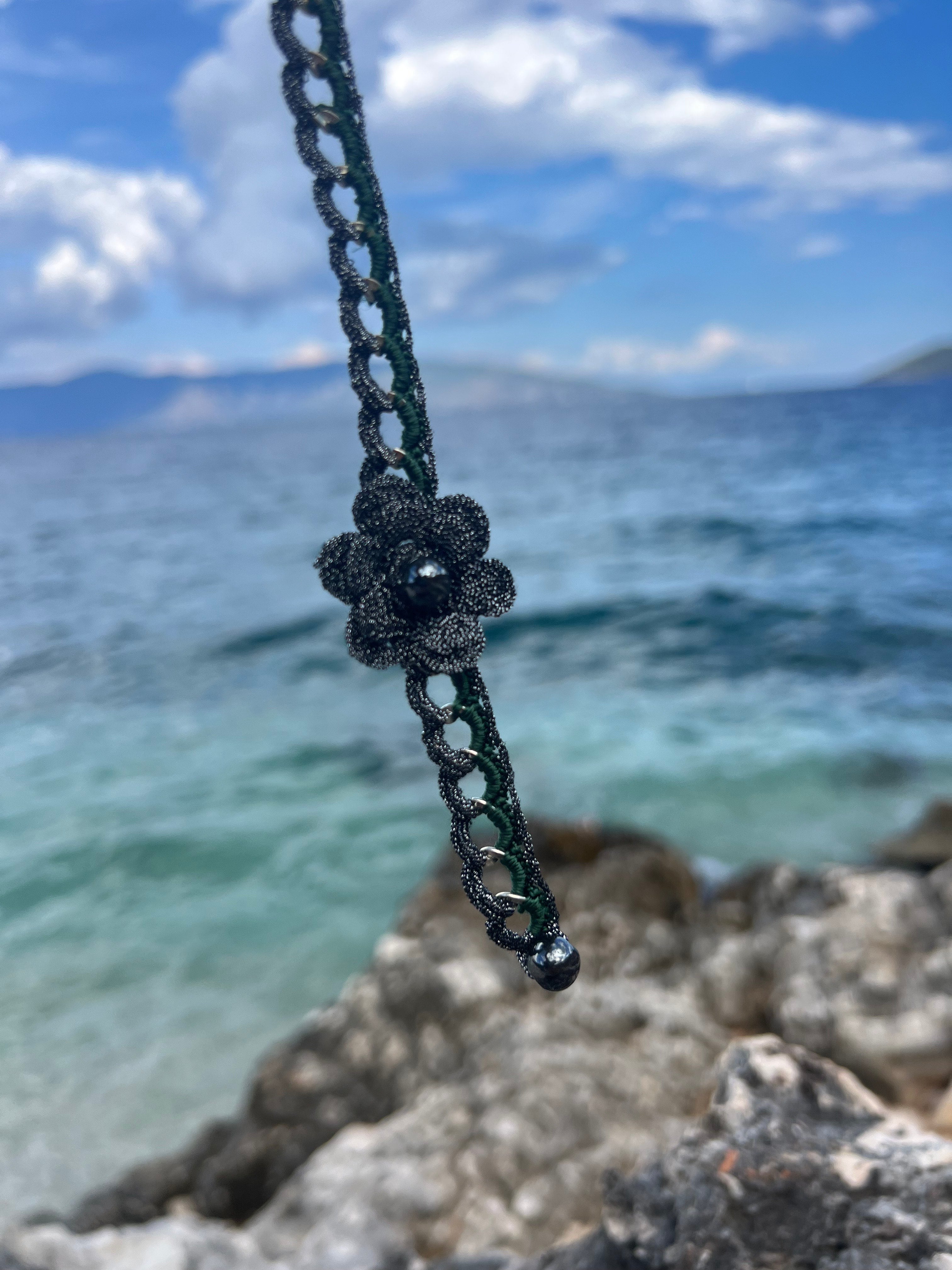 Χειροποίητο Σετ Βραχιόλι & Κολιέ με Δαντέλα και Λουλούδι | Kallαίσθησις