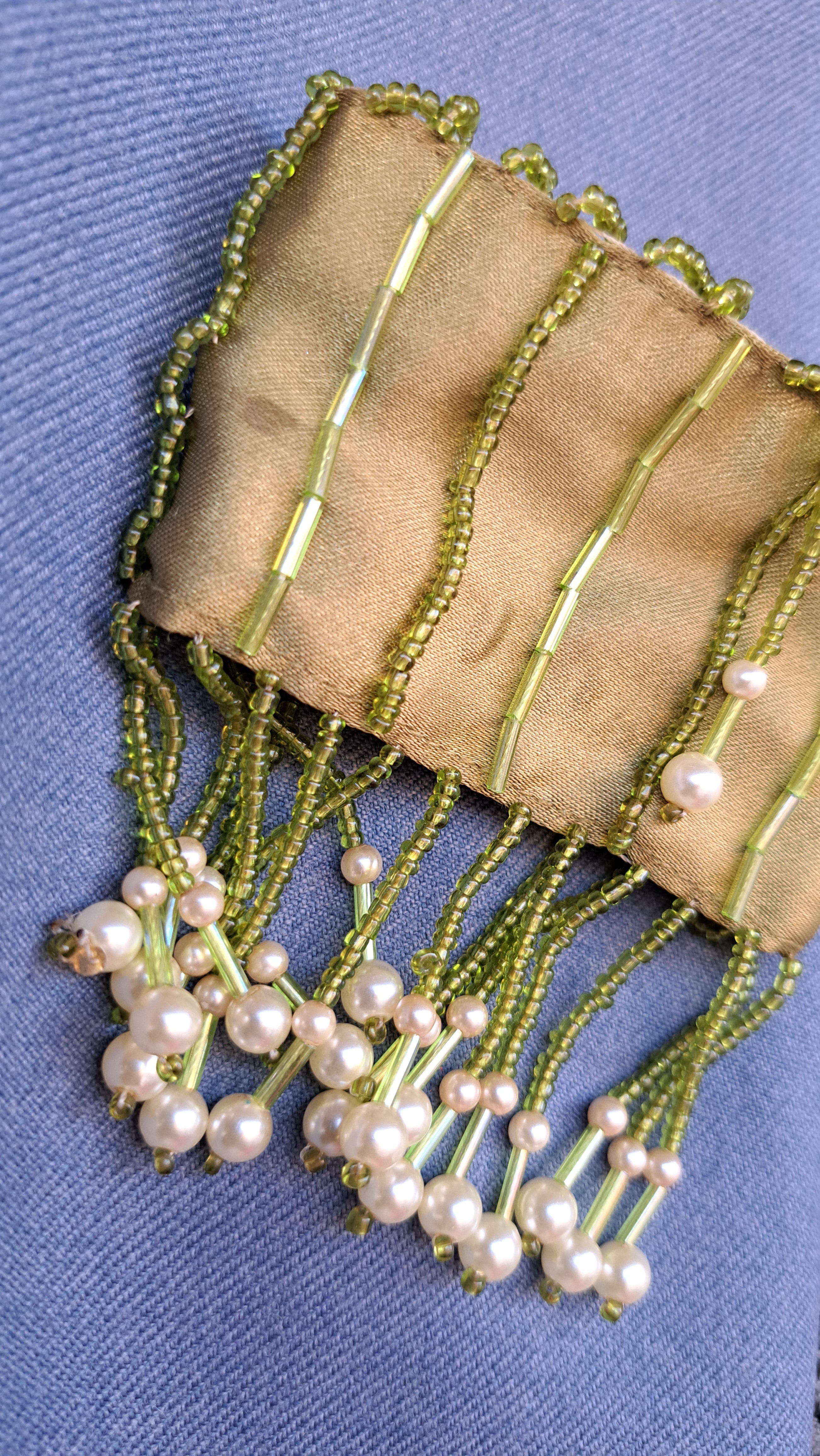 Βραχιόλι με Πράσινες Χάντρες & Πέρλες | kallαίσθησις